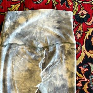 Lululemon Align 25”